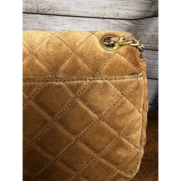 Michael Kors Sloan Quilted Suede Shoulder Bag - Picture 5 of 12
